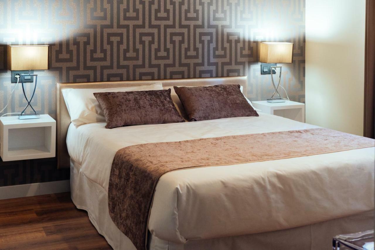 Hotel Rural Pinares De Soria 莫利诺斯德杜埃罗 外观 照片