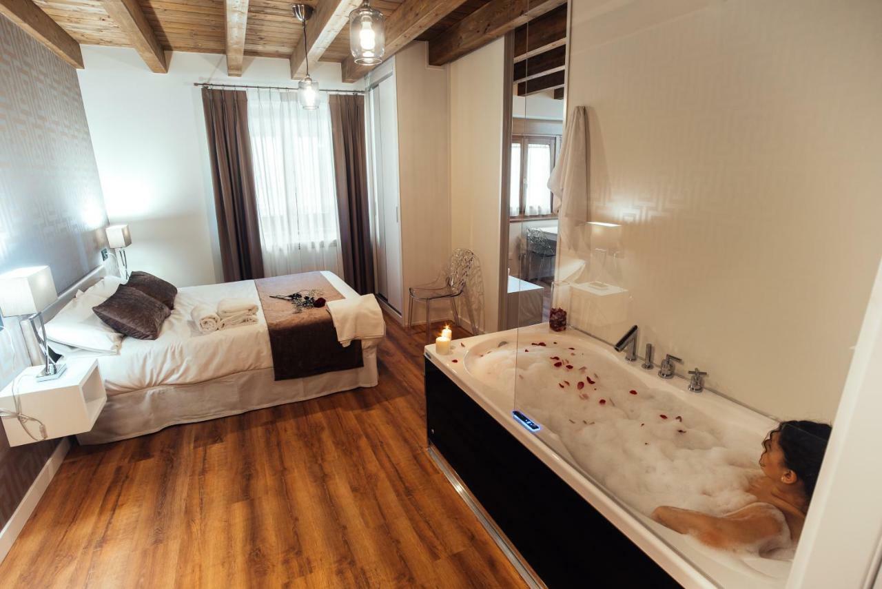 Hotel Rural Pinares De Soria 莫利诺斯德杜埃罗 外观 照片