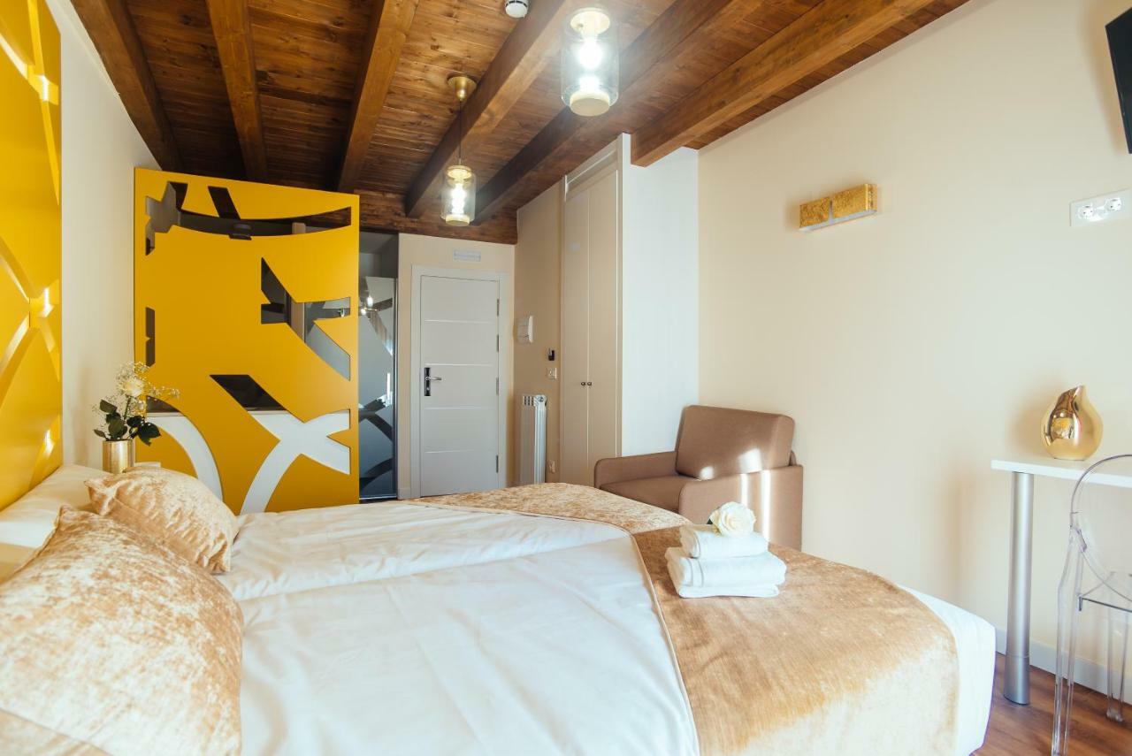 Hotel Rural Pinares De Soria 莫利诺斯德杜埃罗 外观 照片
