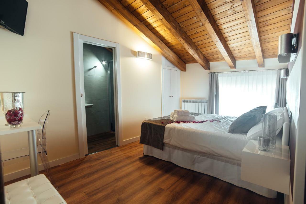 Hotel Rural Pinares De Soria 莫利诺斯德杜埃罗 外观 照片